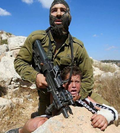 soldato israele e bambino pal
